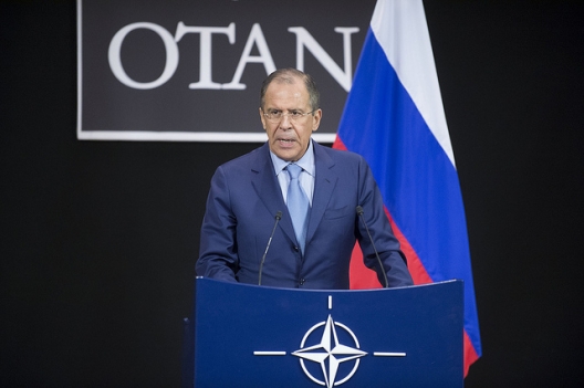 Sergueï Lavrov : depuis 20 ans, l’OTAN a tout fait pour mettre la Russie à genoux